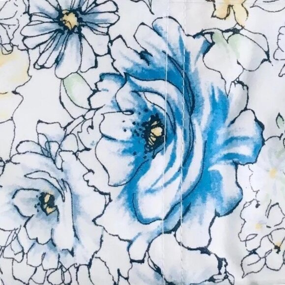 Outlined Floral Cornflower Charter Club Designs 550 TC Cotton KING Pillowcases - Picture 5 of 7